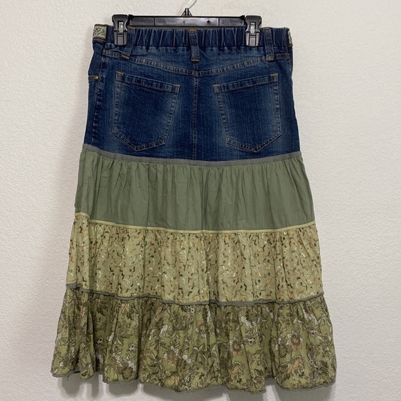Motherhood Maternity Green Elastic Waist Floral Tiered A-Line Denim Skirt Size S - Picture 2 of 8